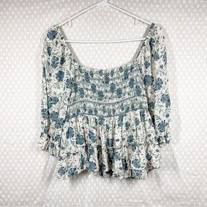 American Eagle Green White Floral‎ Smocked Puff Sleeve Top